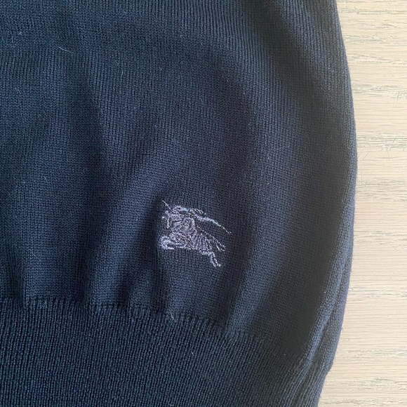 BURBERRY V-neck Knit Sweater - Picture 6 of 10